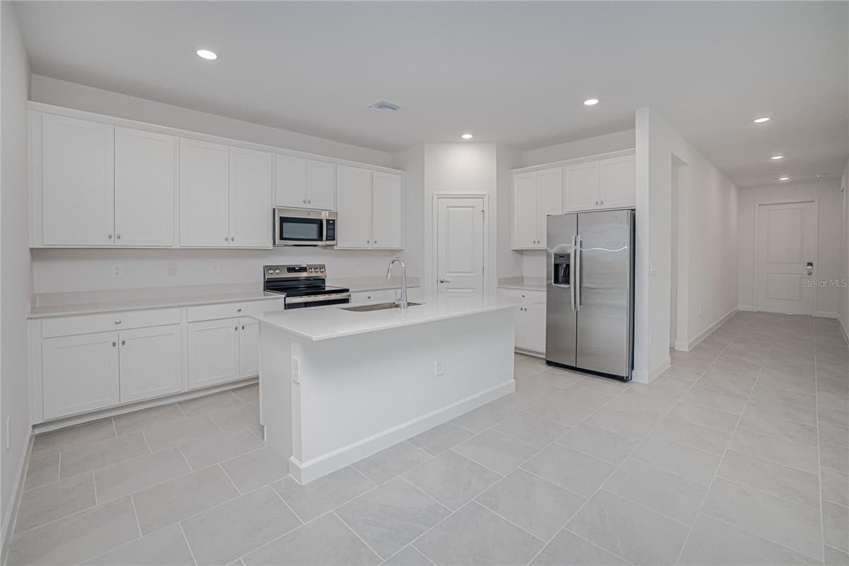 13314 GRASSMERE COURT — photo 13 of 57
