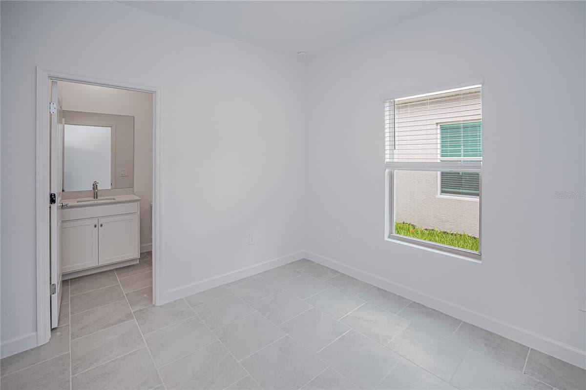 13314 GRASSMERE COURT — photo 34 of 57