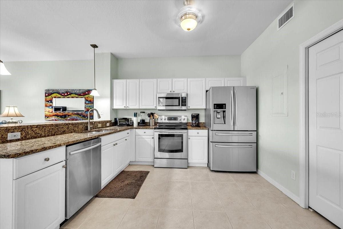 3500 MONDOVI COURT — photo 9 of 45