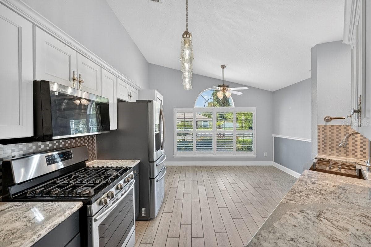 614 JOHN THOMAS AVENUE — photo 19 of 48