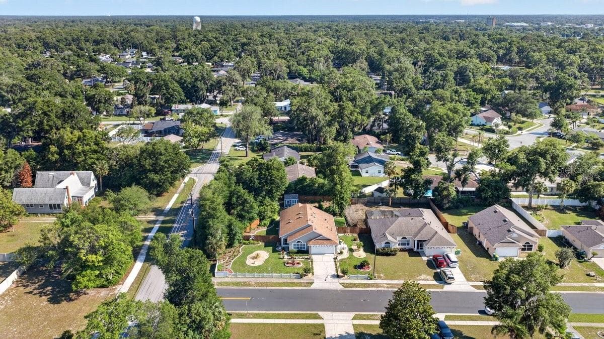 614 JOHN THOMAS AVENUE — photo 36 of 48