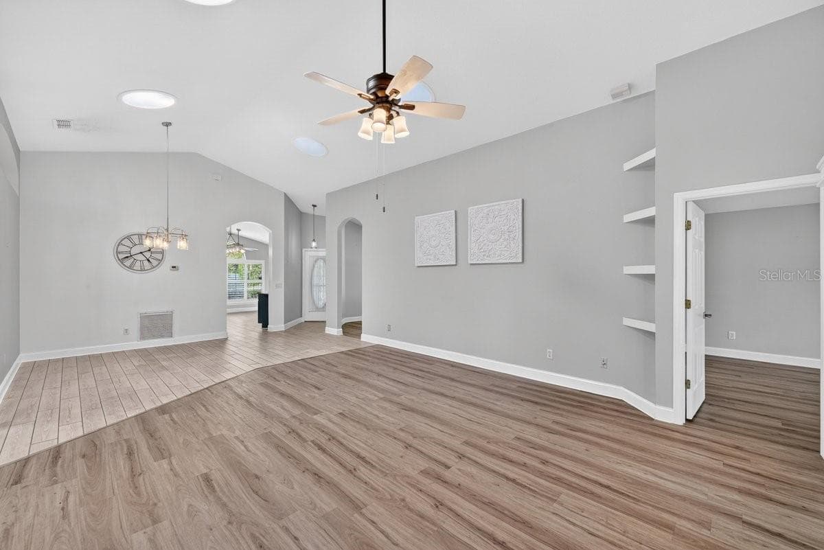 614 JOHN THOMAS AVENUE — photo 3 of 48