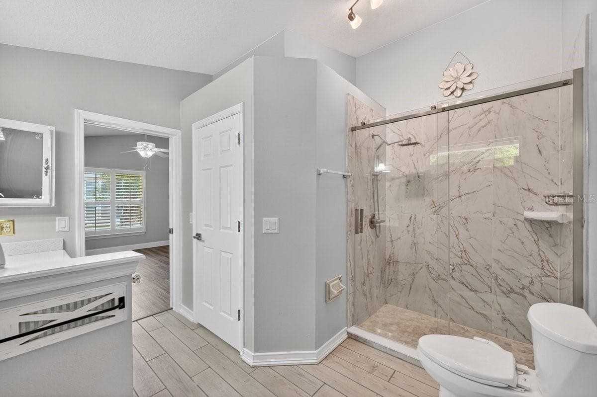 614 JOHN THOMAS AVENUE — photo 9 of 48