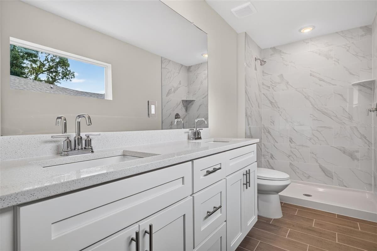 19112 RUSKIN AVENUE — photo 16 of 28