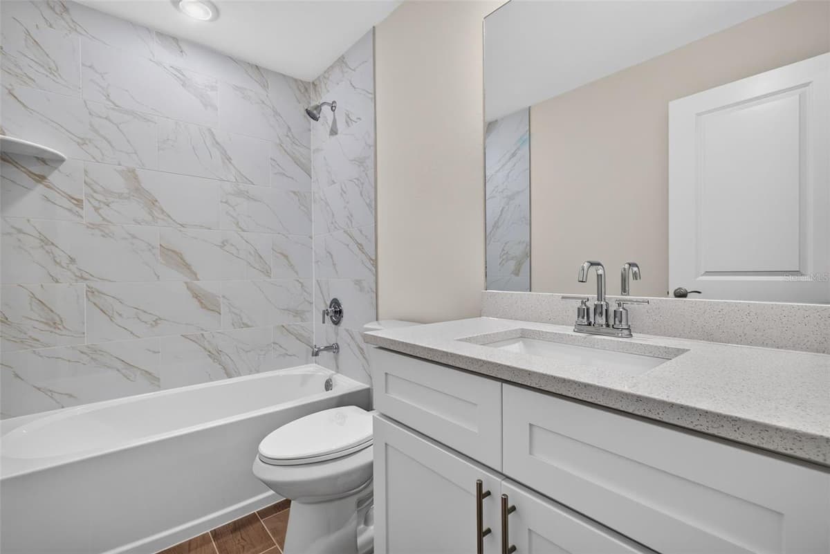 19112 RUSKIN AVENUE — photo 18 of 28