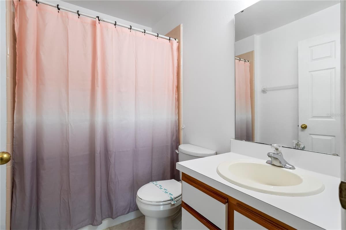 6828 WOODGRAIN COURT — photo 24 of 33