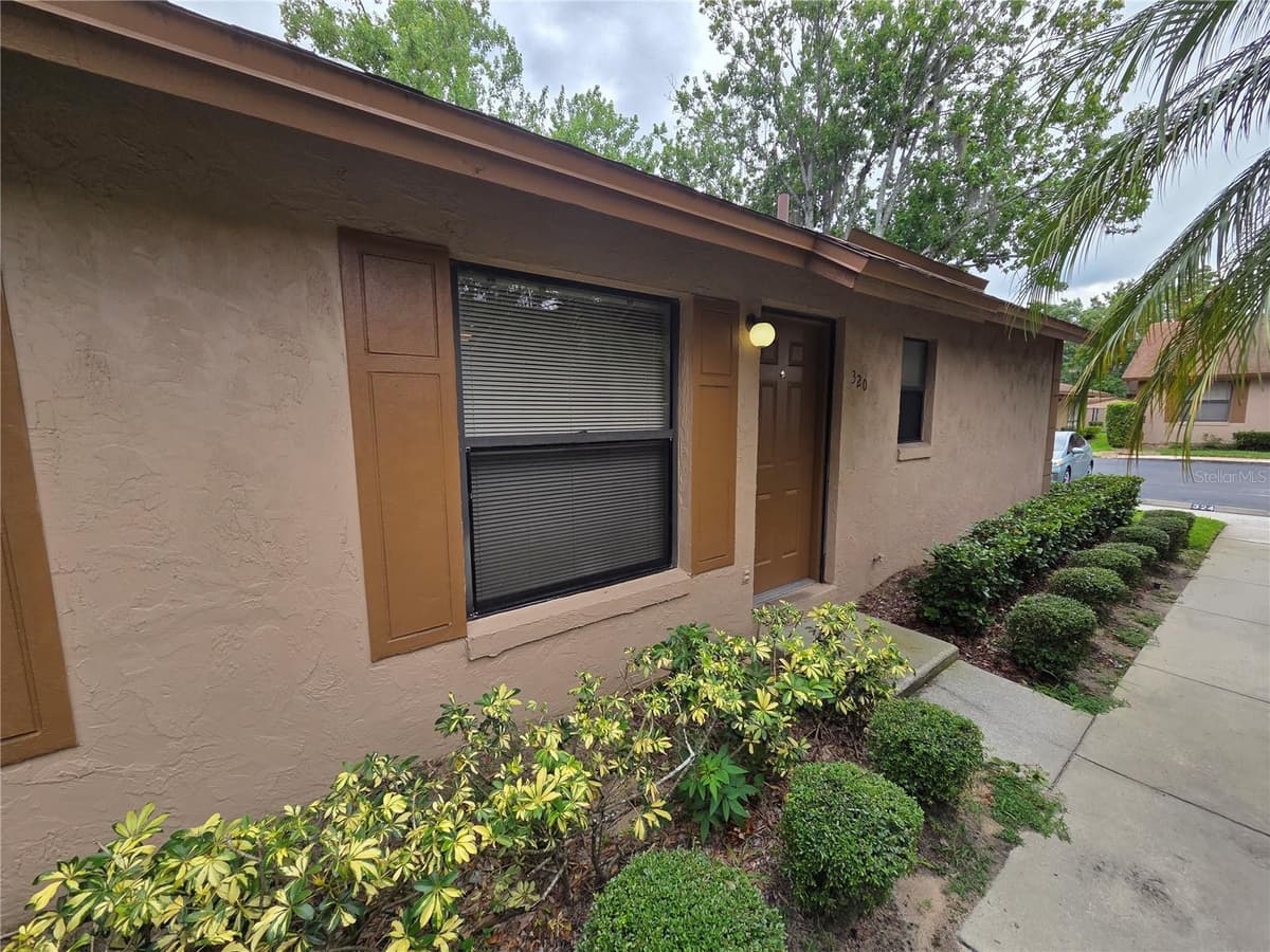 320 ERON WAY — photo 1 of 16