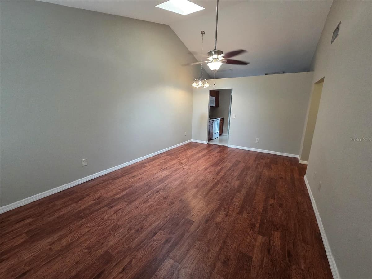 320 ERON WAY — photo 3 of 16