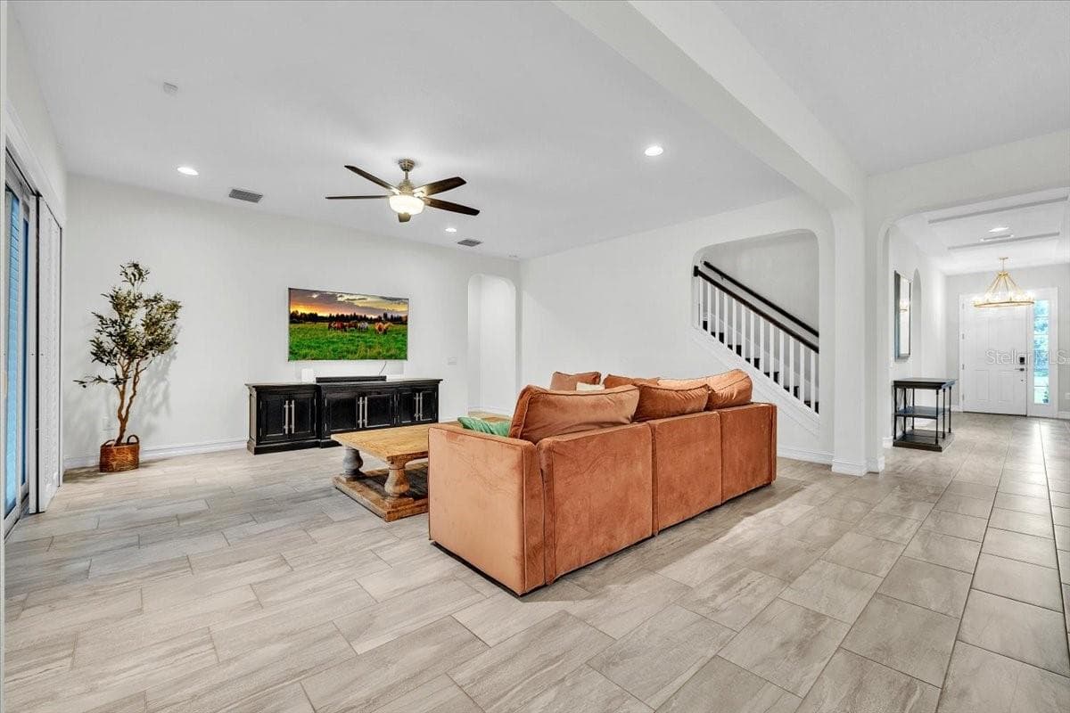 17923 BARN CLOSE DRIVE — photo 4 of 70