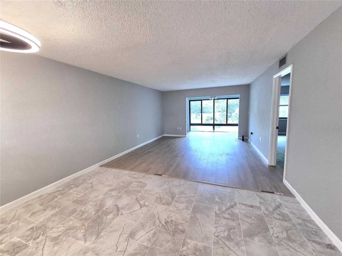222 CARYL WAY — photo 15 of 63