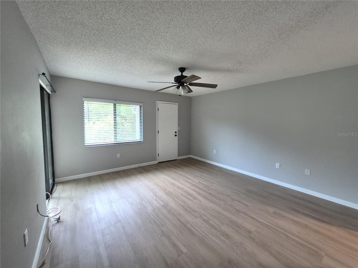 222 CARYL WAY — photo 28 of 63