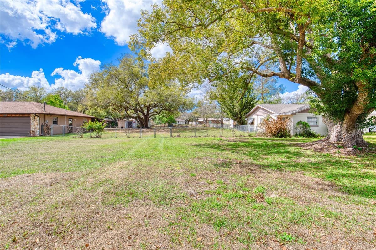 0 LOIS DRIVE — photo 4 of 13