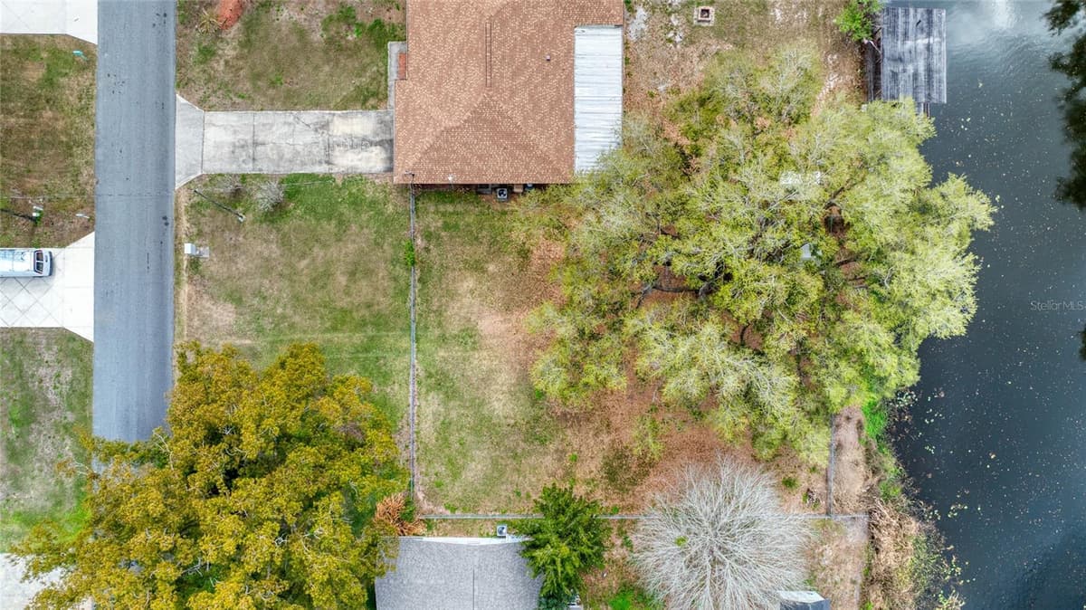 0 LOIS DRIVE — photo 2 of 13