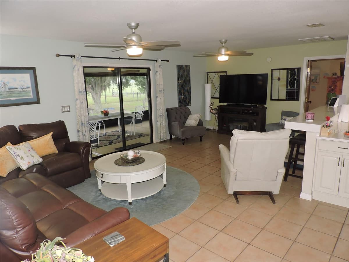 5015 TWIN LAKES LANE — photo 4 of 57