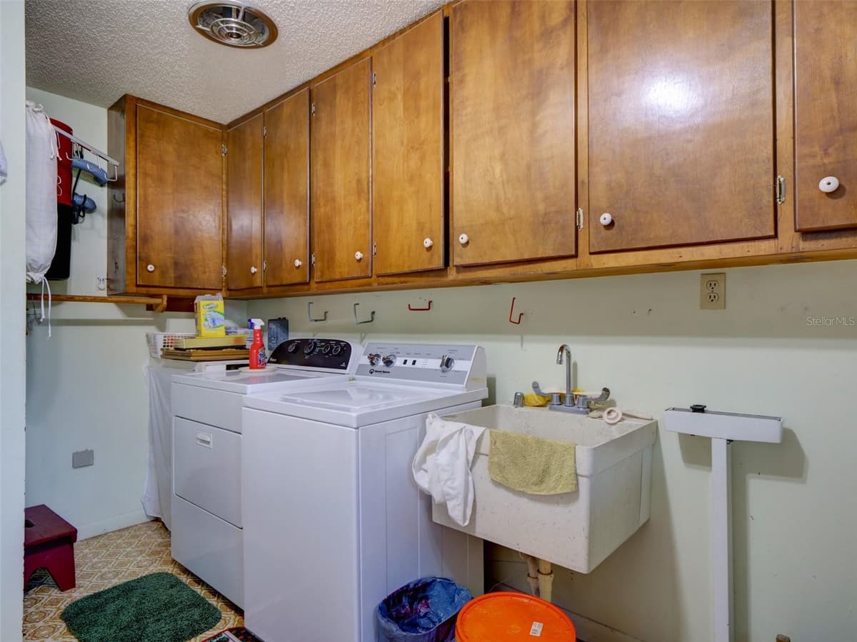 314 YORK STREET — photo 27 of 48