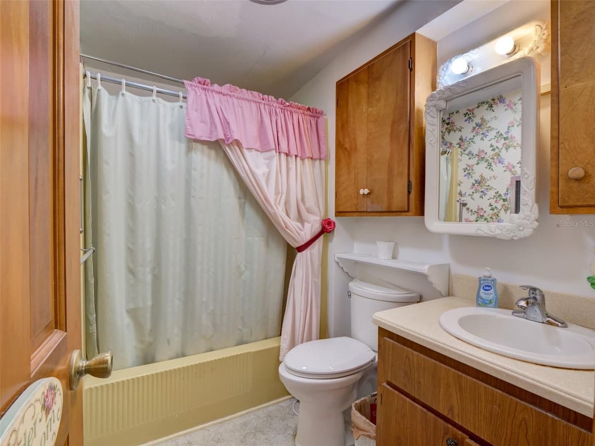 314 YORK STREET — photo 18 of 48