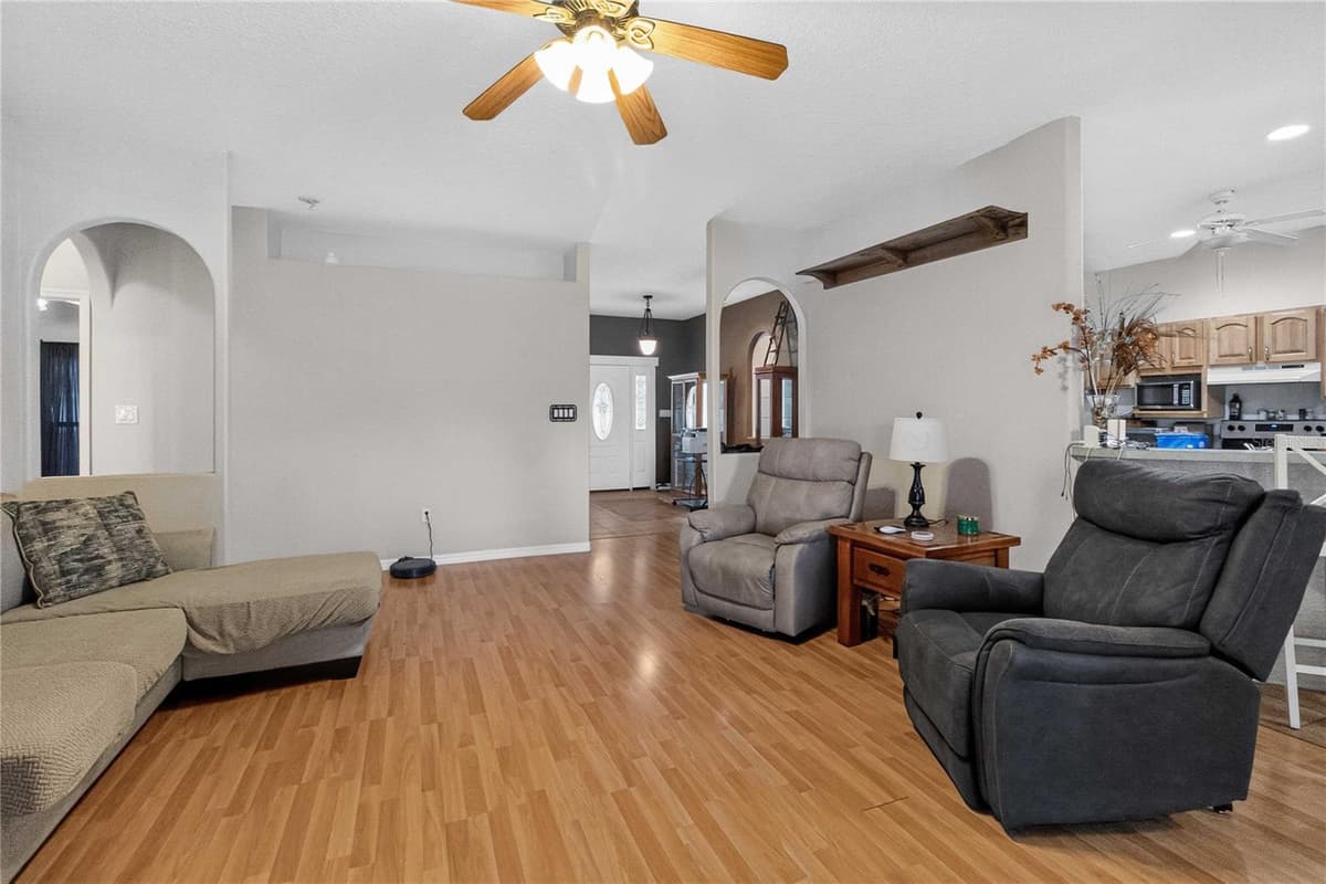 1260 PECAN STREET — photo 20 of 87