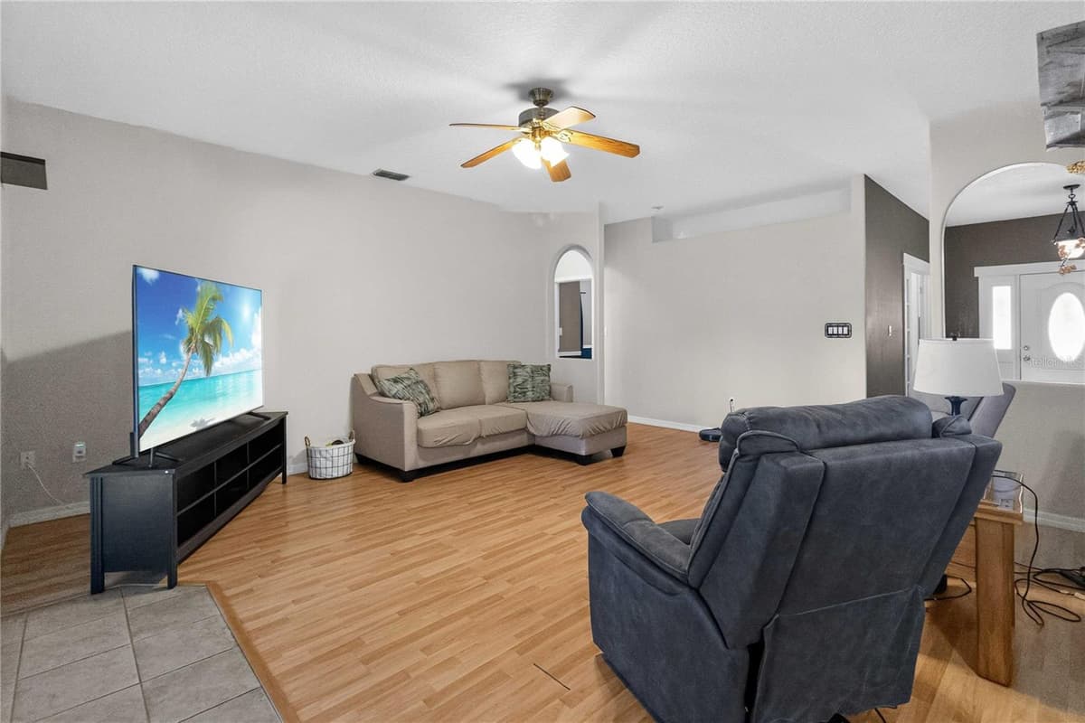 1260 PECAN STREET — photo 19 of 87