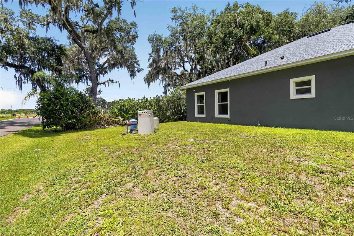 1260 PECAN STREET — photo 58 of 87