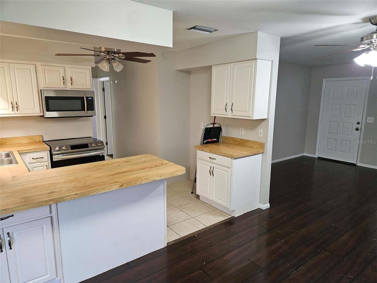 6270 SPINNAKER BOULEVARD — photo 12 of 26