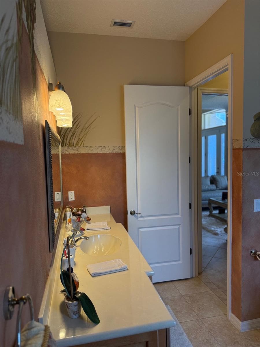 96 ESPERANTO DRIVE — photo 35 of 44