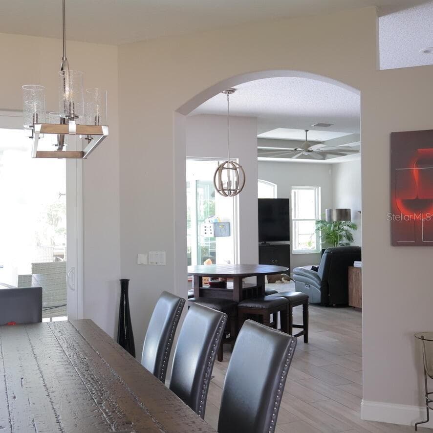 2 COLONY COURT — photo 33 of 96