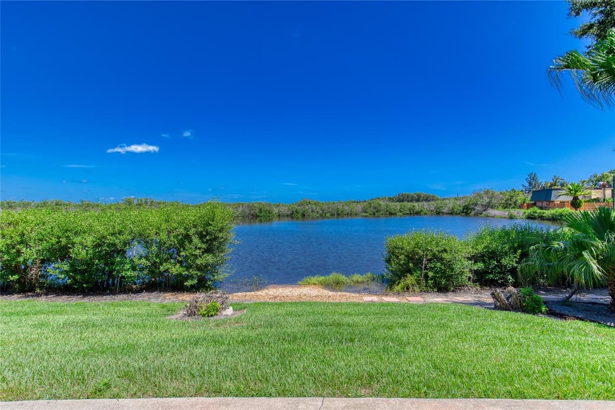 145 CEDAR DUNES DRIVE — photo 4 of 47