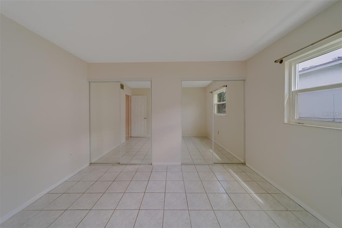2500 HARN BOULEVARD — photo 15 of 20