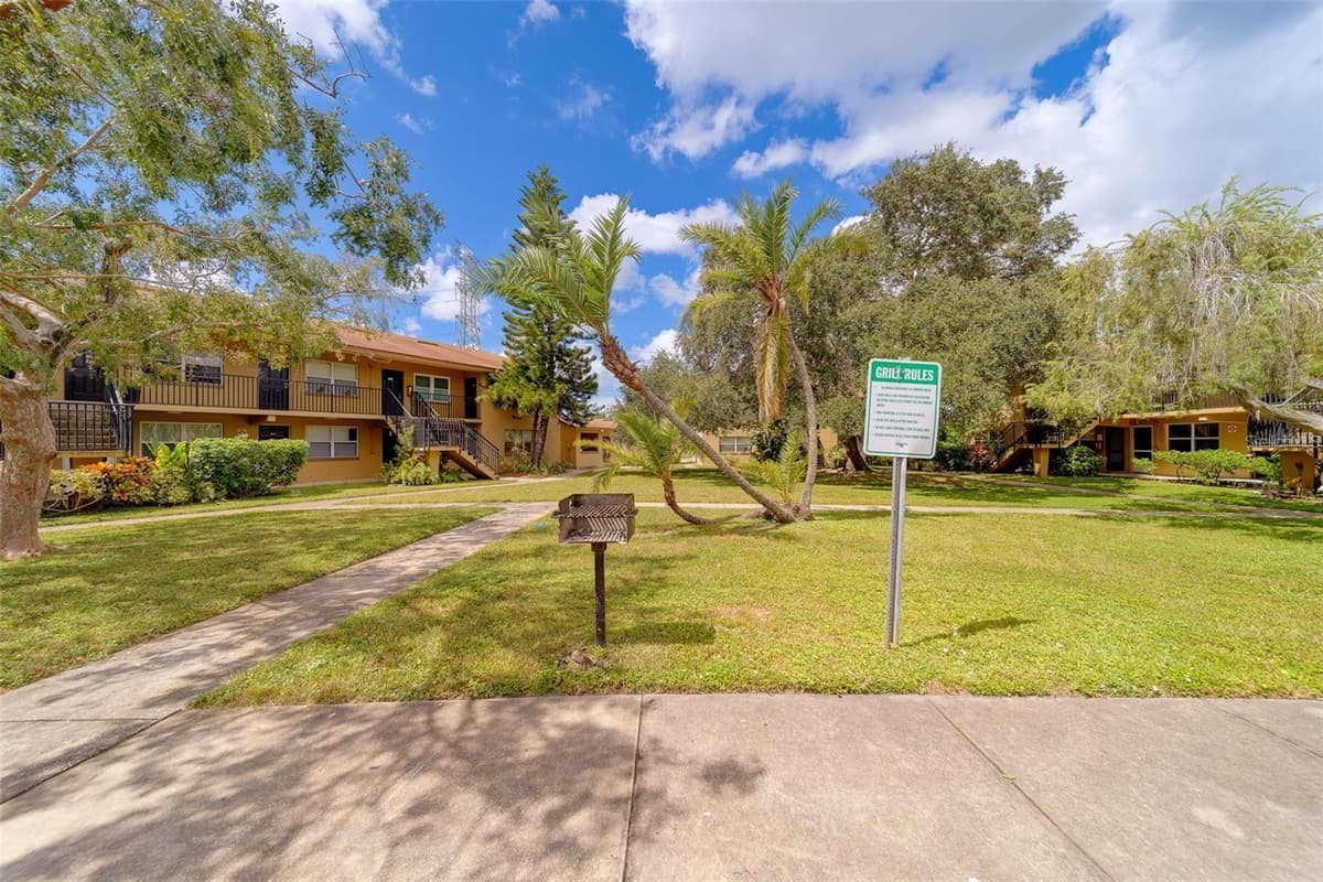 2500 HARN BOULEVARD — photo 19 of 20