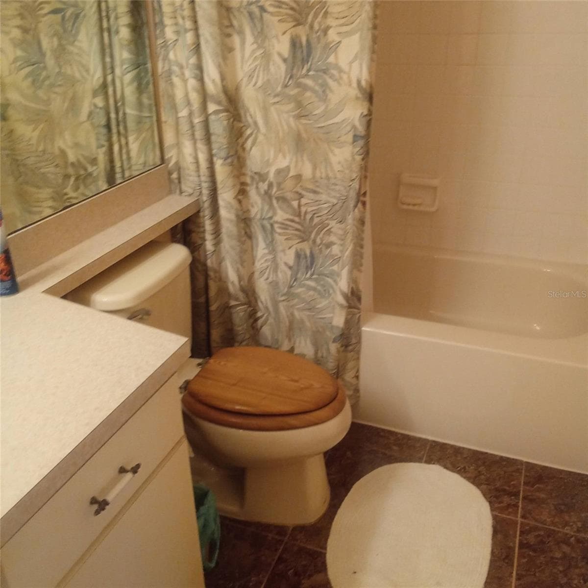 Unknown — photo 18 of 25
