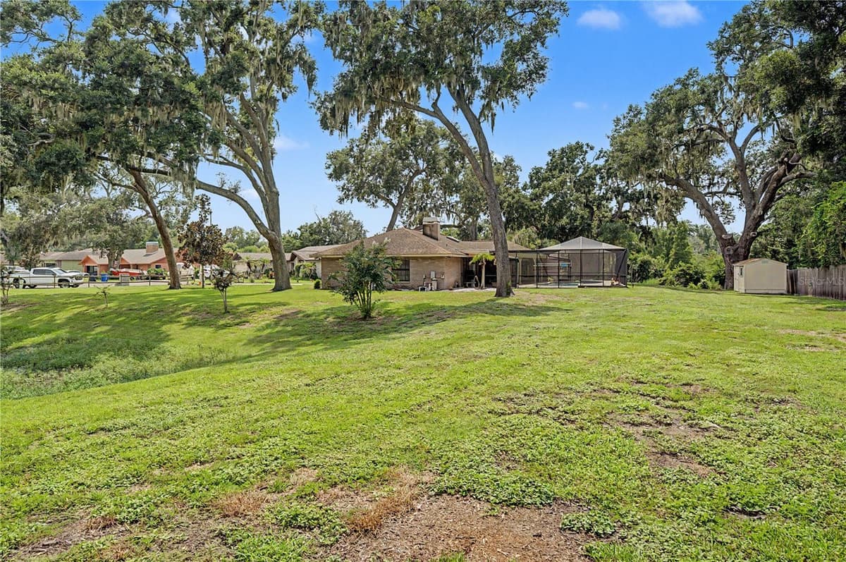3901 BUTTONWOOD COURT — photo 47 of 54