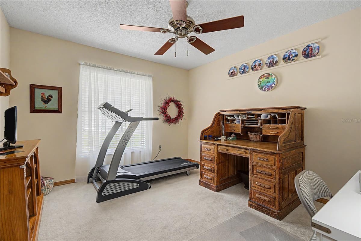 3901 BUTTONWOOD COURT — photo 33 of 54