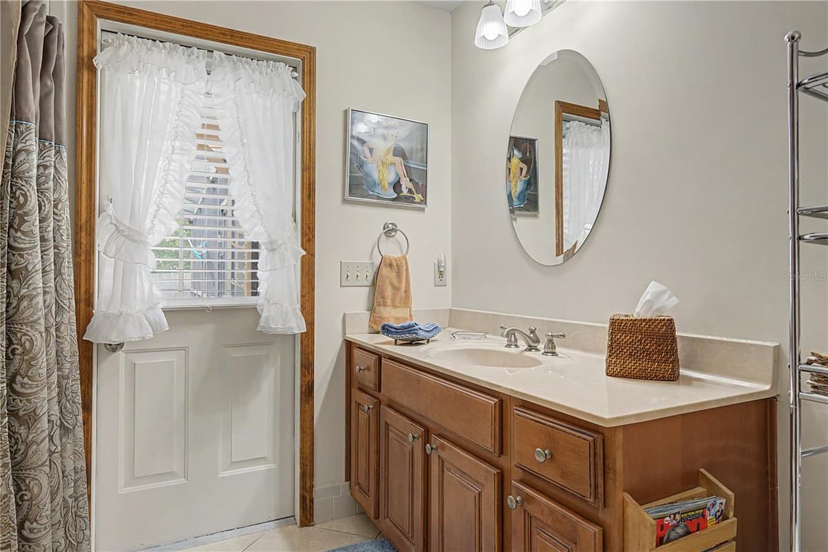 3901 BUTTONWOOD COURT — photo 35 of 54