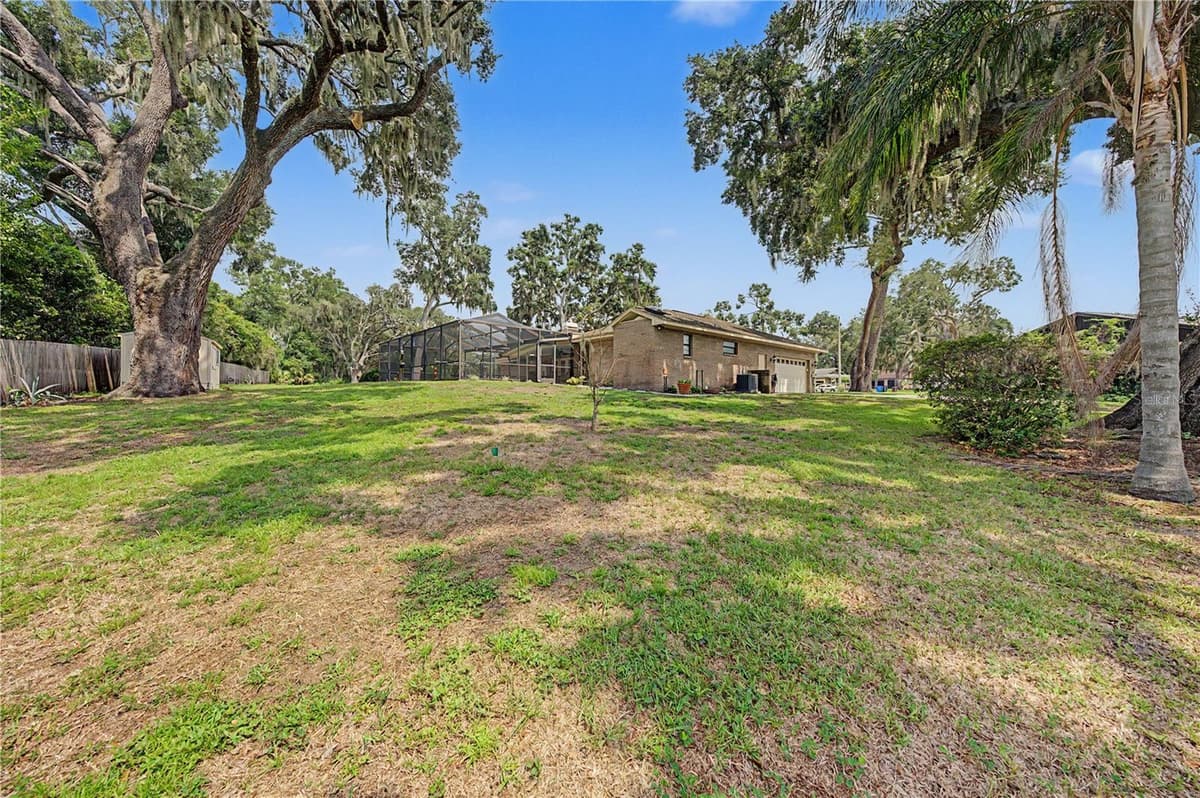 3901 BUTTONWOOD COURT — photo 45 of 54