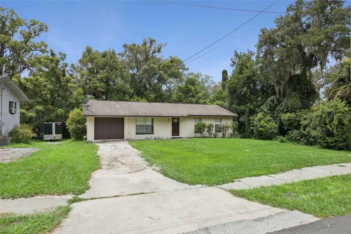 397 ORANGE AVENUE — photo 3 of 36