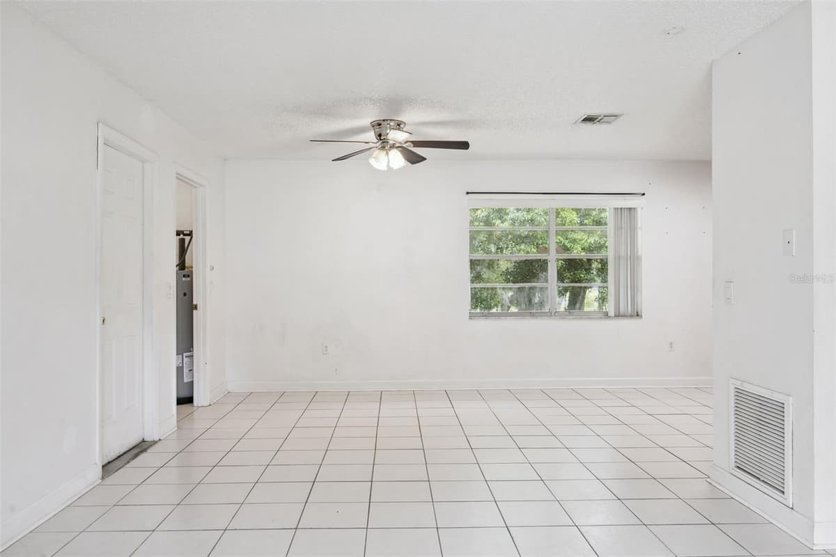 397 ORANGE AVENUE — photo 13 of 36
