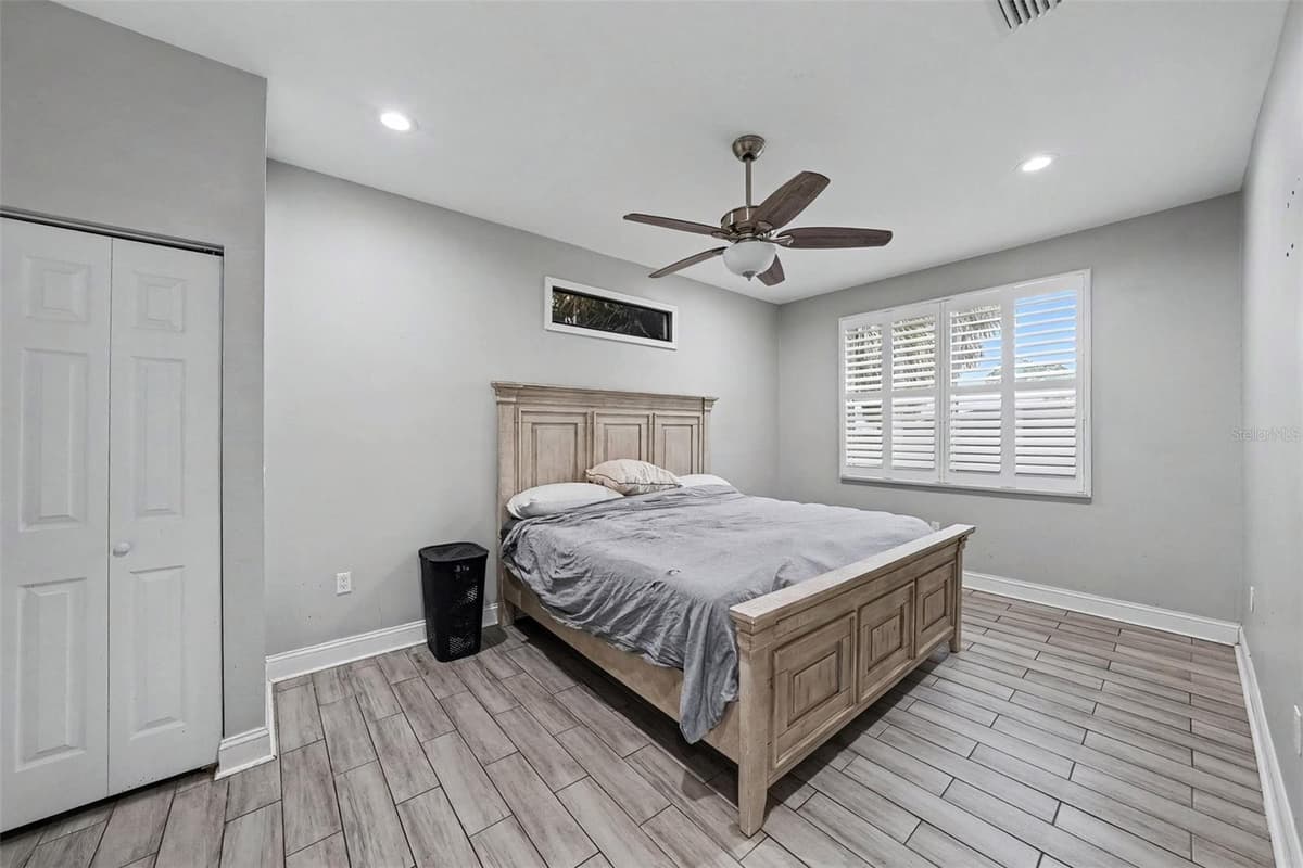 2341 CHESTNUT STREET — photo 9 of 15