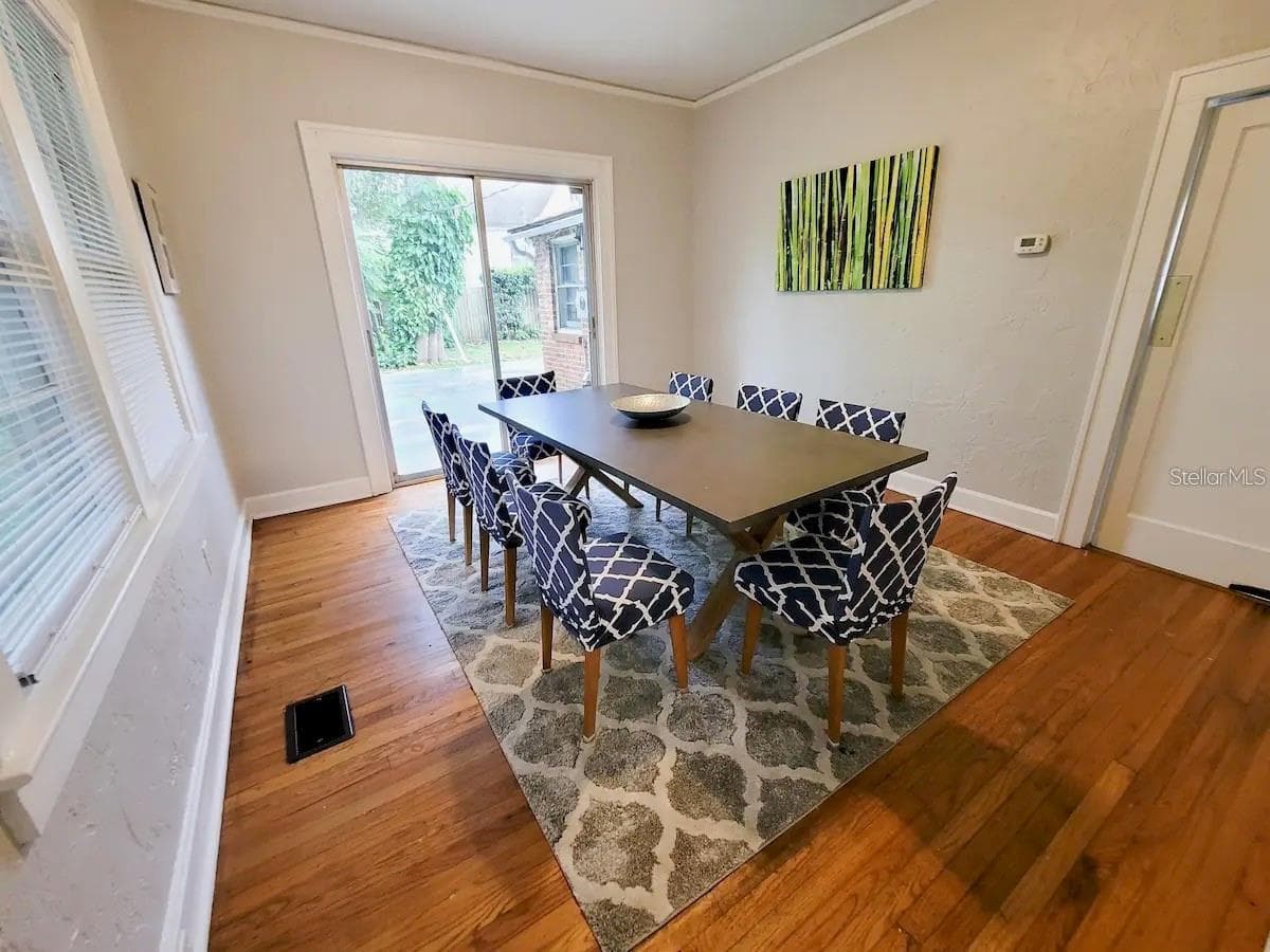949 13TH STREET — photo 13 of 24