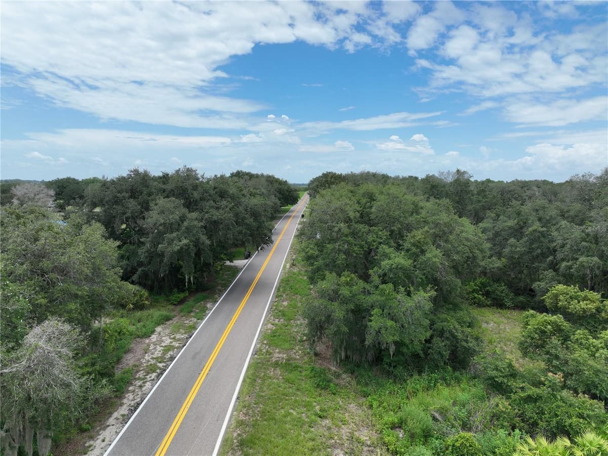 186 AVON PARK CUTOFF ROAD — photo 3 of 12