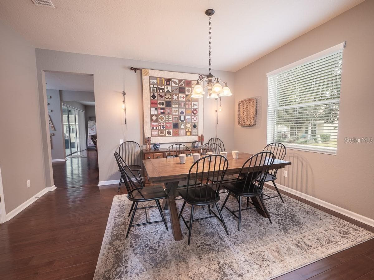 7537 BROFIELD AVENUE — photo 11 of 30