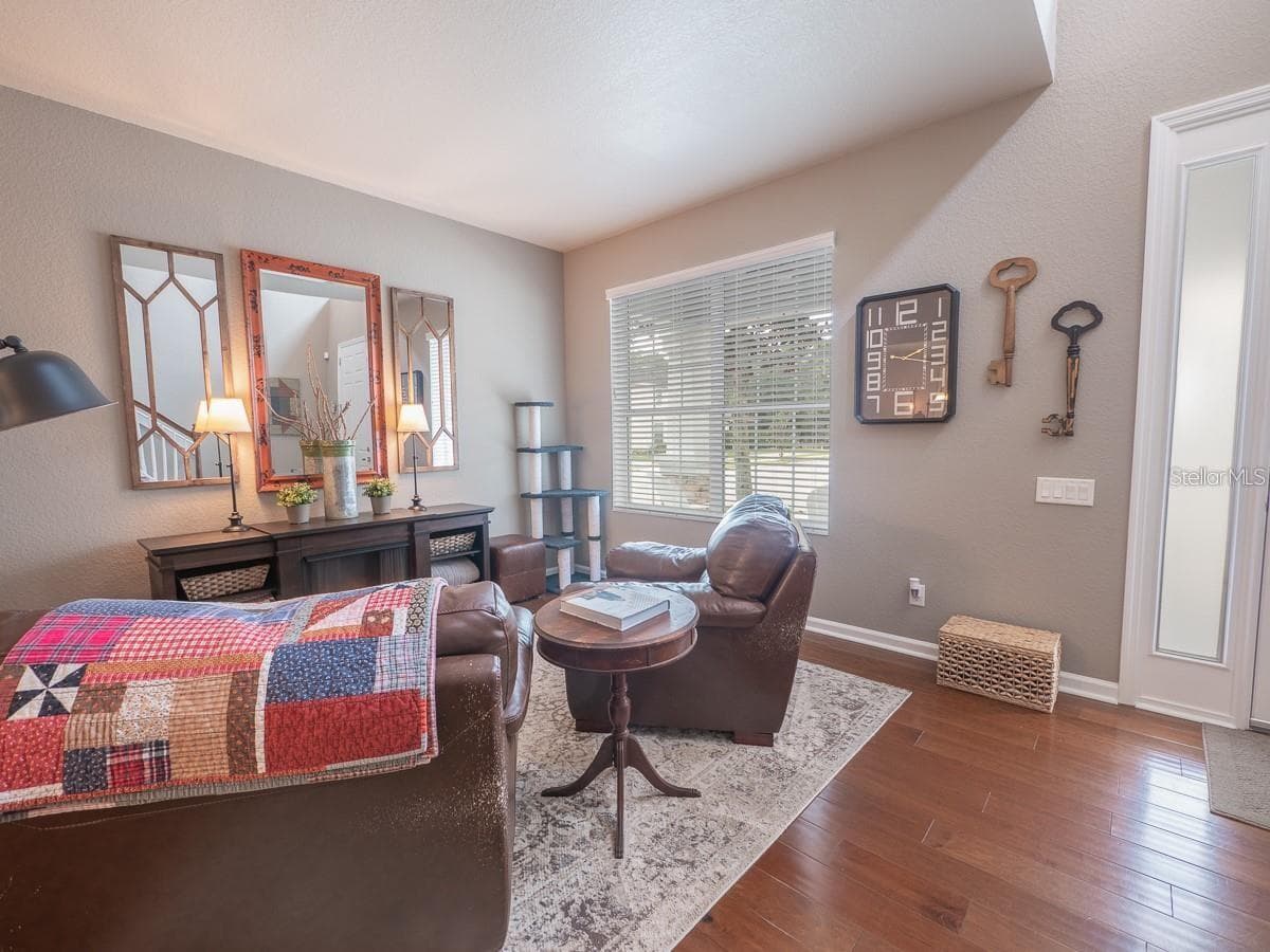 7537 BROFIELD AVENUE — photo 10 of 30
