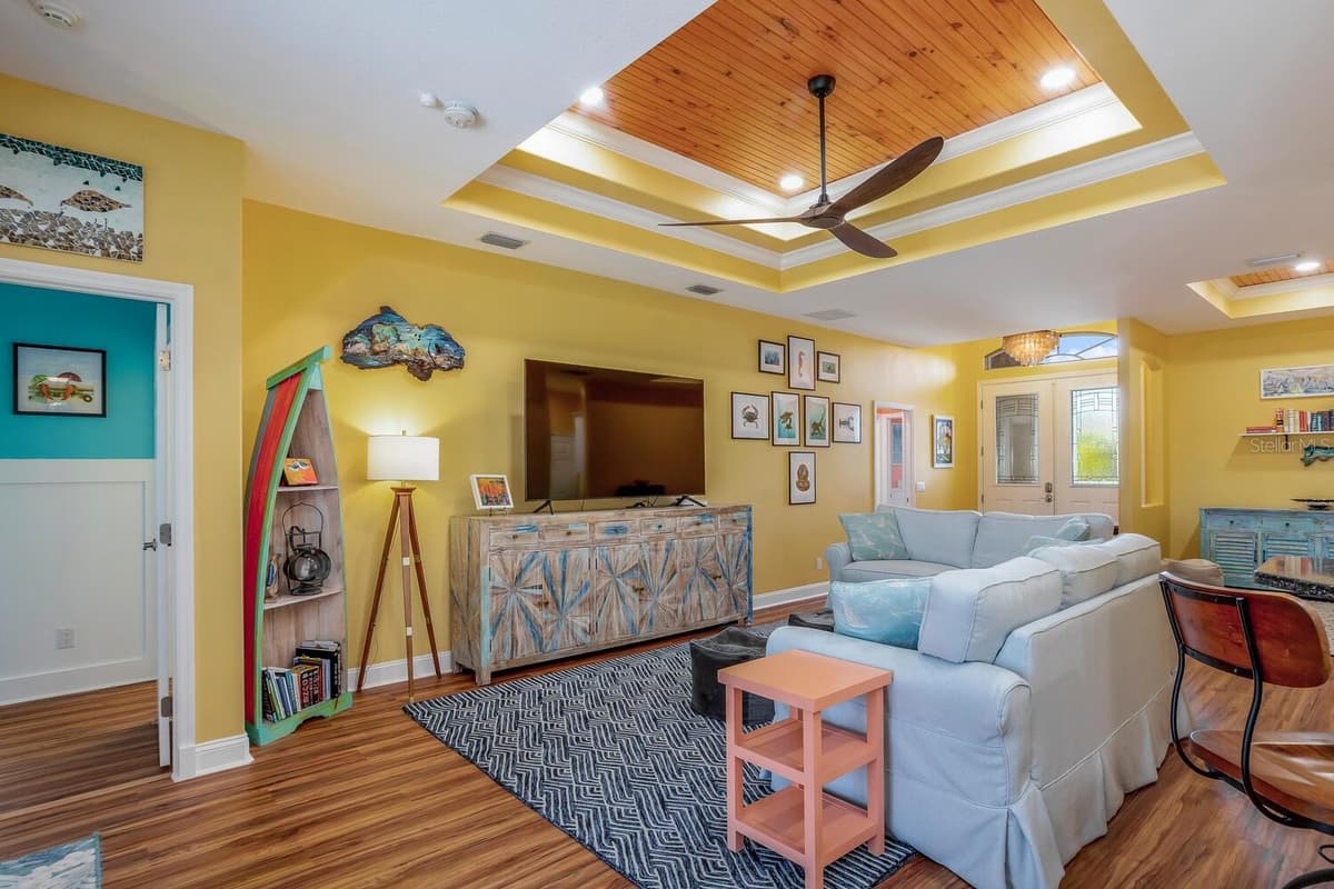 139 CREVALLE ROAD — photo 7 of 25