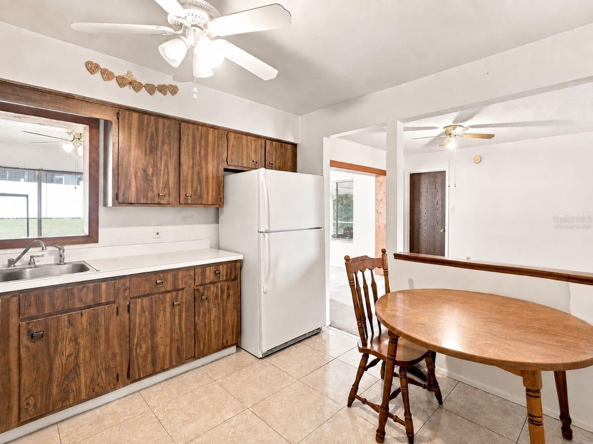 1418 CATALINA BOULEVARD — photo 10 of 29