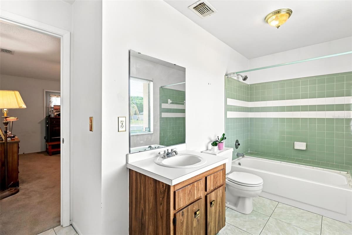 1418 CATALINA BOULEVARD — photo 19 of 29