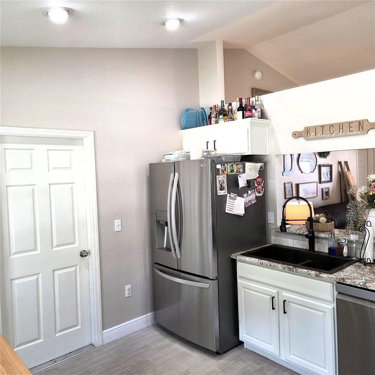 2269 COUNTRY MANOR STREET — photo 16 of 31
