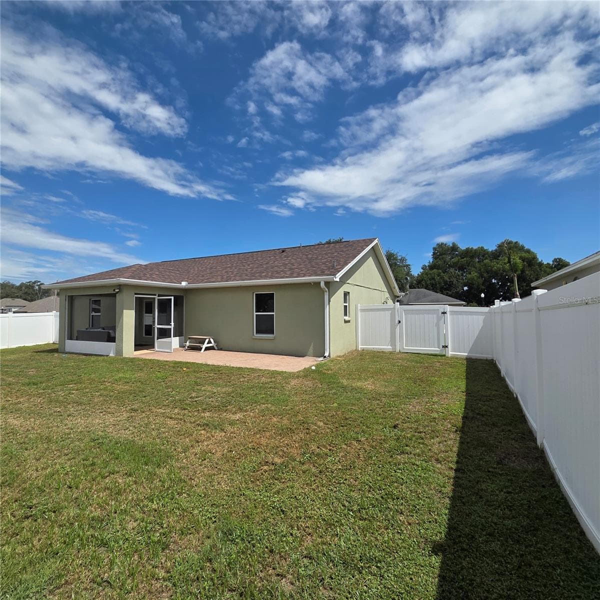 2269 COUNTRY MANOR STREET — photo 8 of 31