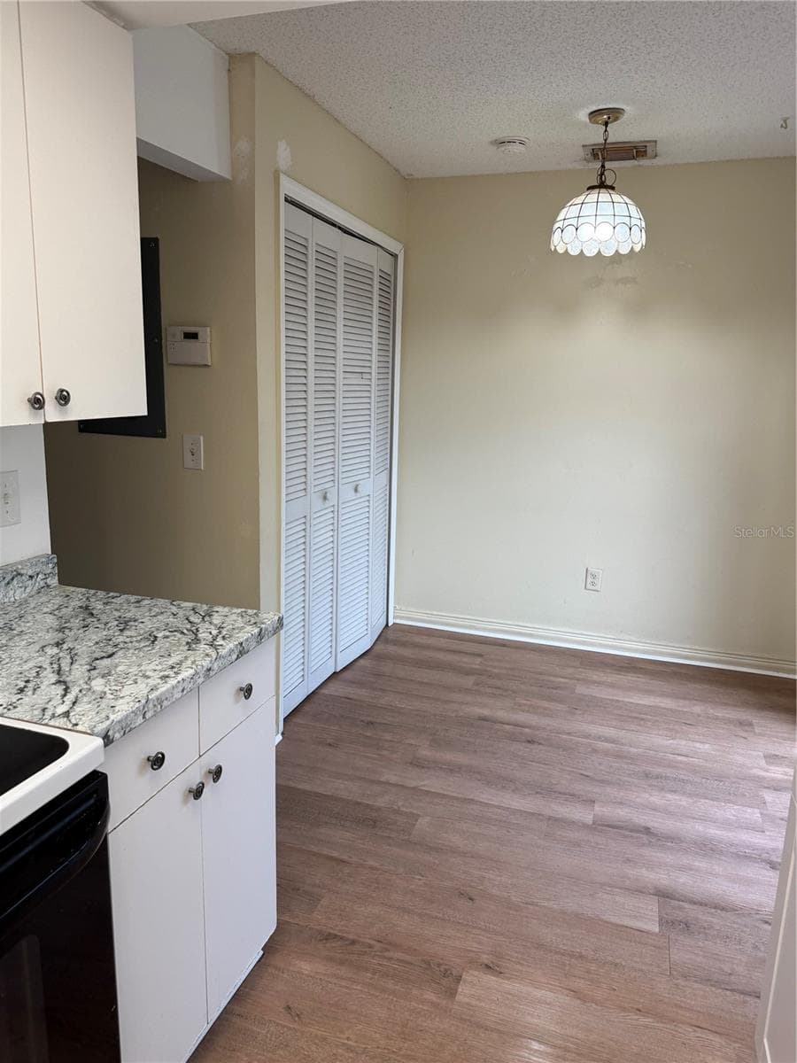 3373 CEDAR SPRINGS PLACE — photo 11 of 62