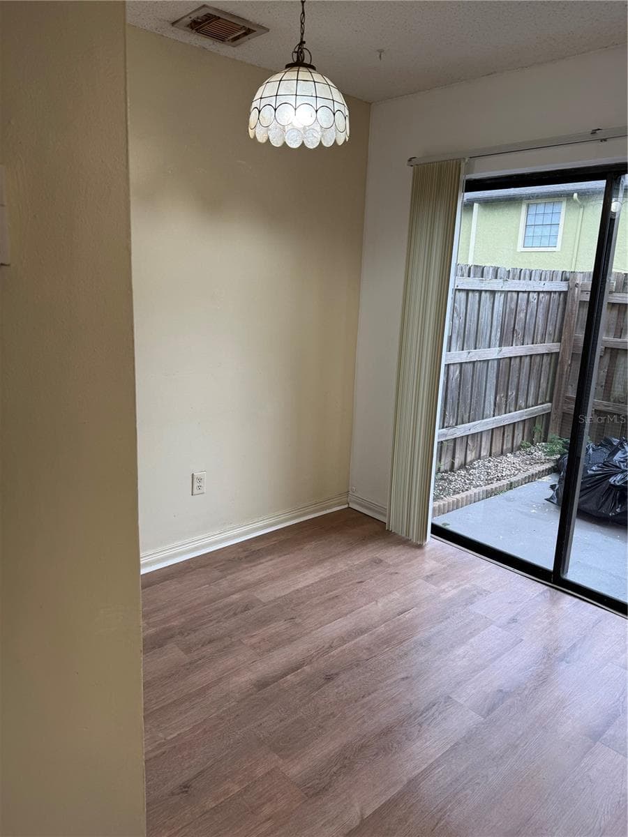 3373 CEDAR SPRINGS PLACE — photo 15 of 62