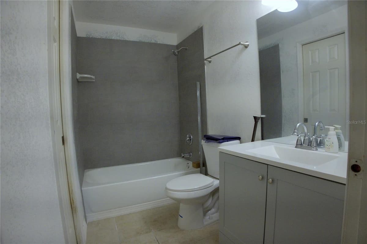 4621 ELDRON — photo 11 of 22