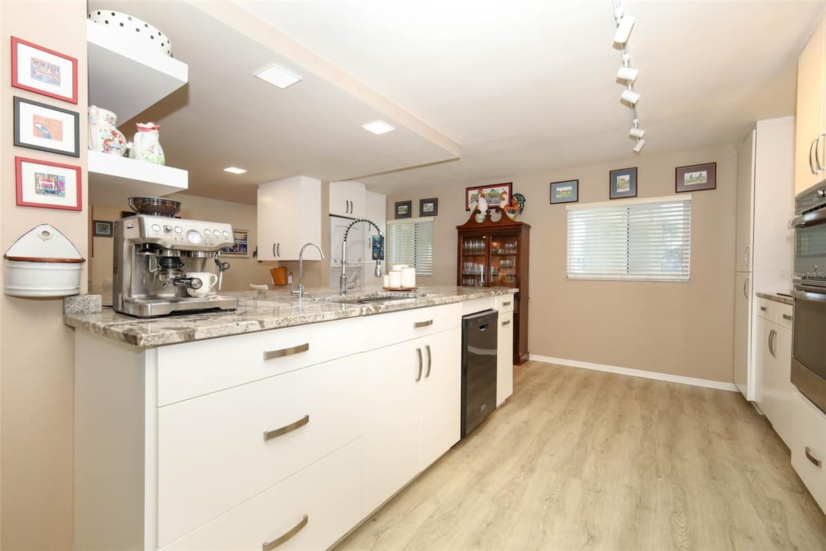 299 ATLANTIC AVENUE — photo 8 of 45